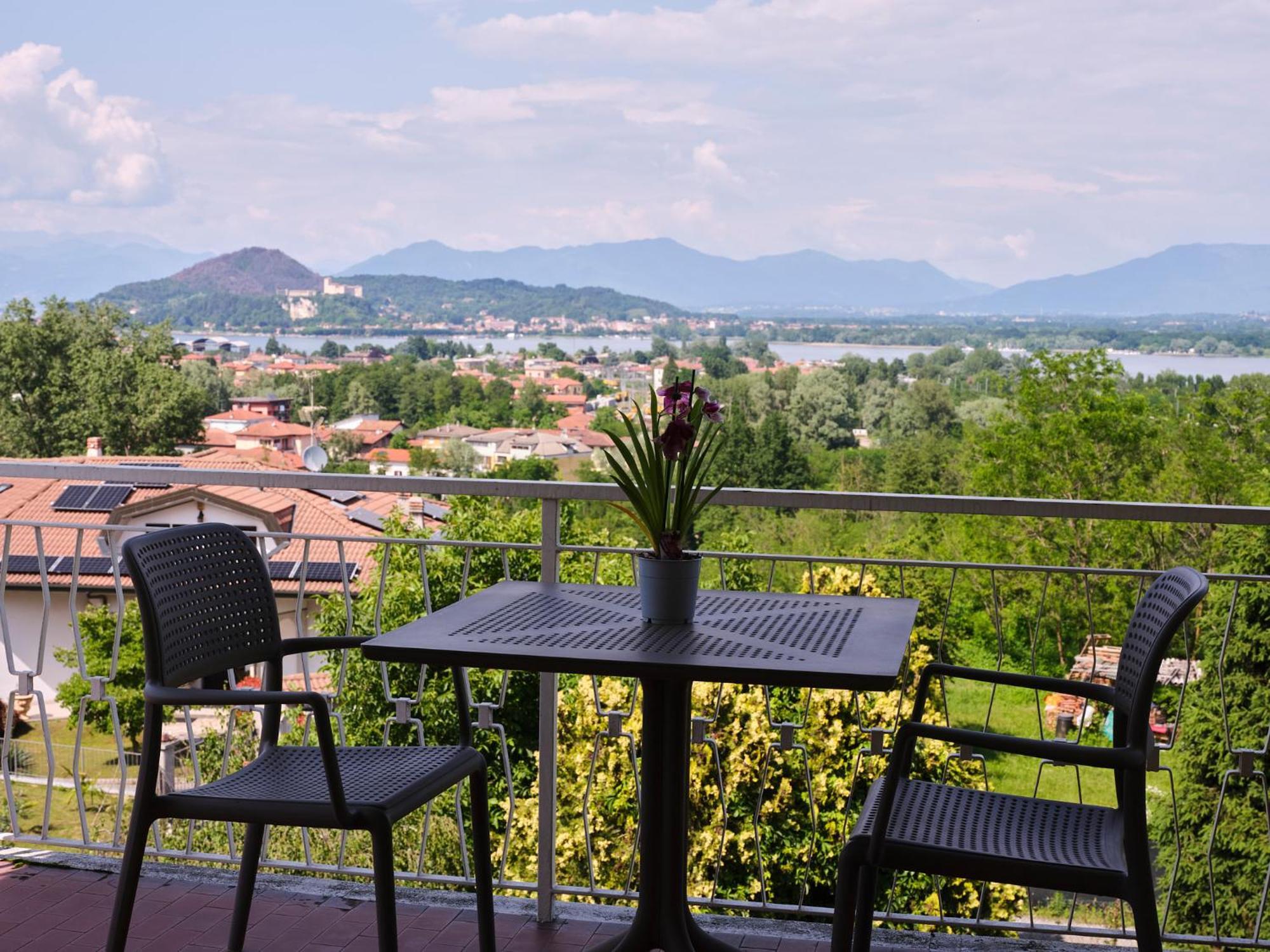 Casa Ierardi - Appartamento Arona Bellavista Kültér fotó